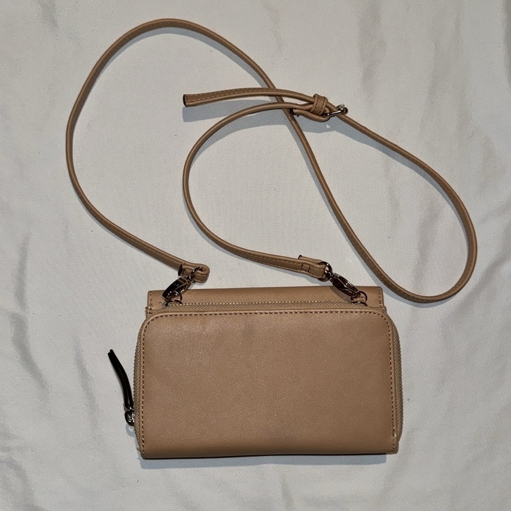 Nine West Crossbody Shoulder Bag Purse Clutch/Wallet -Tan/Cream Color- Beautiful - Picture 3 of 11